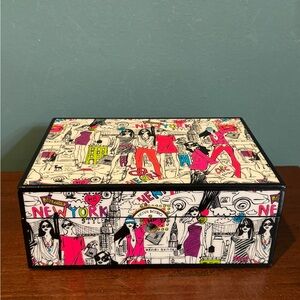 Rare Henri Bendel Collectible Jewelry Box New York City Style Fashionistas *READ